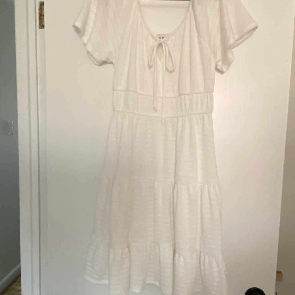 White Short Sleeve Dress